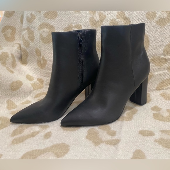 Marc Fisher Shoes - NWOB MarcFisher 7.5